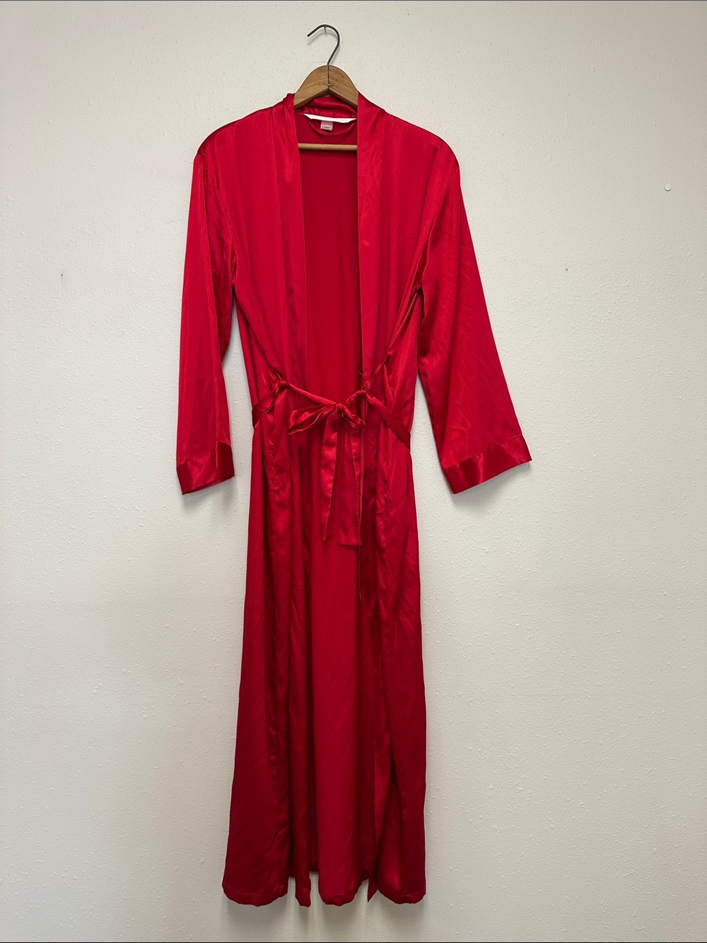 Victoria's Secret red silky robe size XS / S lingerie dressing gown